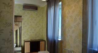 Гостиница Gostinitsa Centr Астрахань Двухместный номер с 2 отдельными кроватями-5